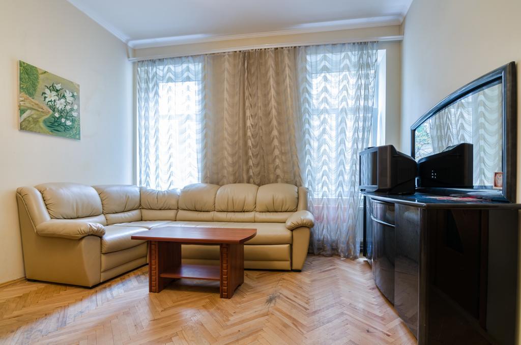 Leogrand Apartments Teodora 3 Львов Экстерьер фото