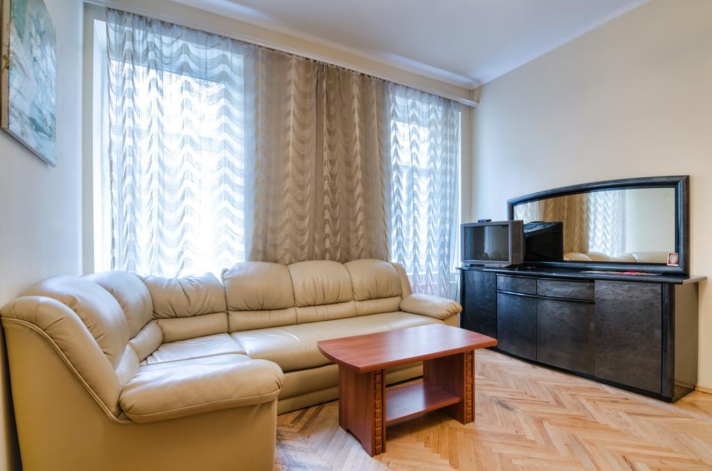 Leogrand Apartments Teodora 3 Львов Экстерьер фото