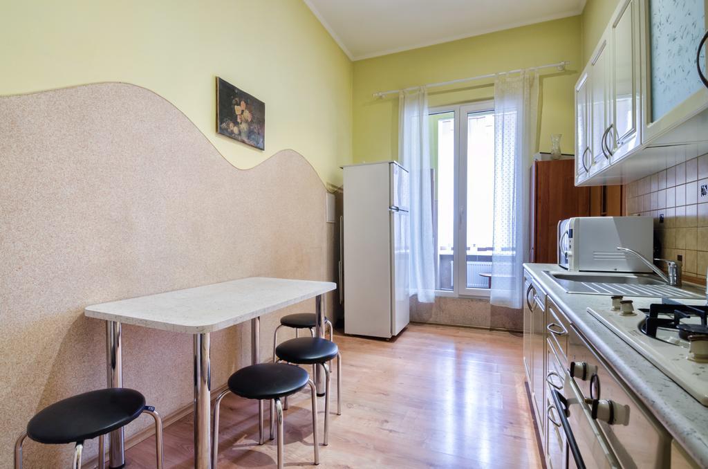 Leogrand Apartments Teodora 3 Львов Экстерьер фото